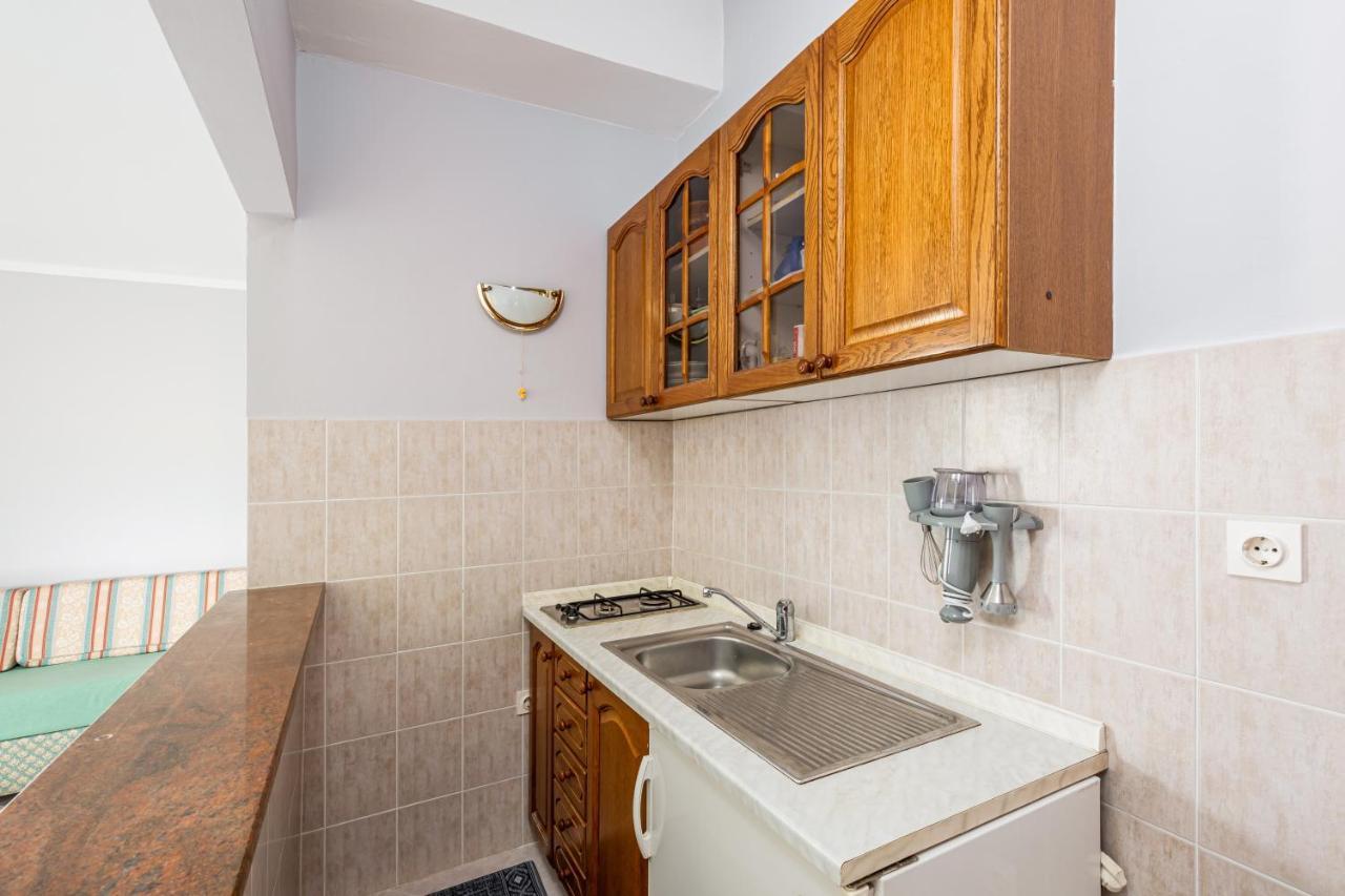 Apartments With A Parking Space Brsec, Opatija - 7796 Martina Exterior foto