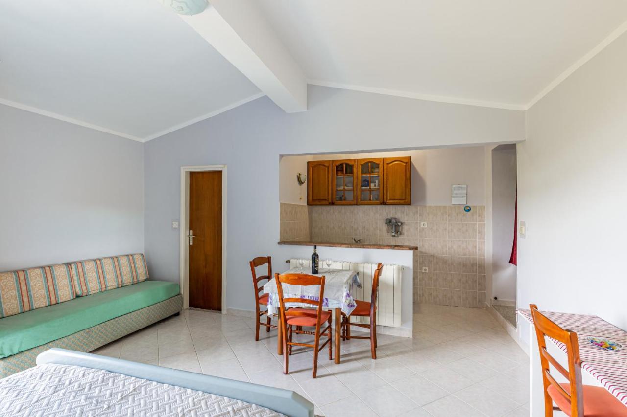 Apartments With A Parking Space Brsec, Opatija - 7796 Martina Exterior foto